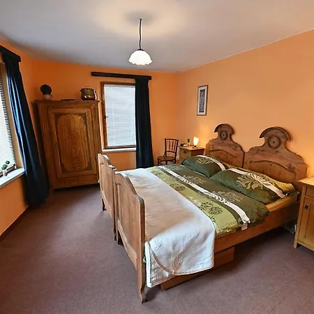 Feriehus U Kostela Chřibská