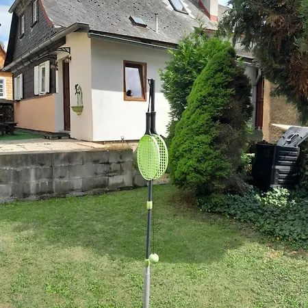 U Kostela *