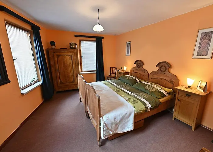Semesterbostad U Kostela Chřibská